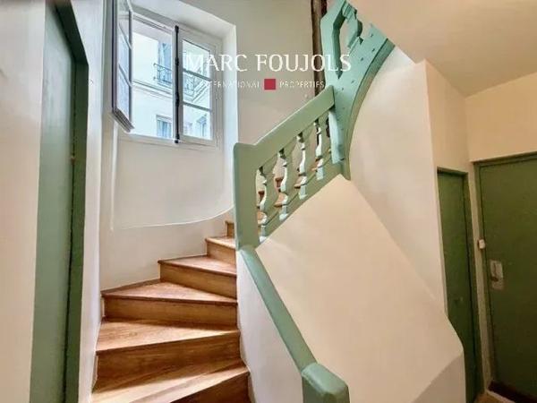 Paris VI – Saint-Germain-des-Prés – Deux-trois pièces en étage élevé