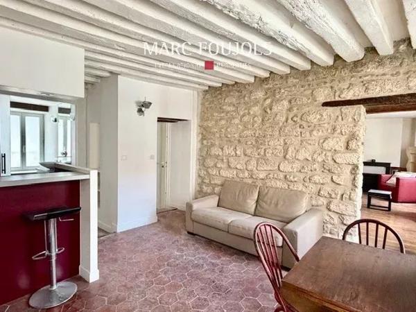 Paris VI – Saint-Germain-des-Prés – Deux-trois pièces en étage élevé