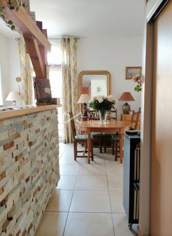 Appartement 3 pièces avec balcons et cave à Saint André de Sangonis