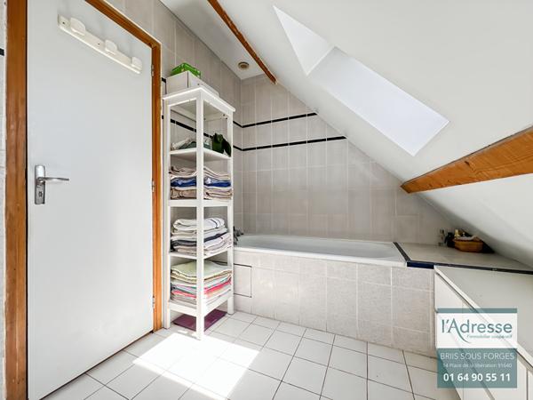Maison familiale 4 chambres - Jardin sans vis-à-vis - 5 min gare routière Briis-sous-Forges