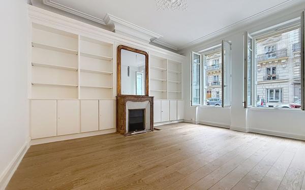 Appartement à vendre    3 pièces •  Paris 5