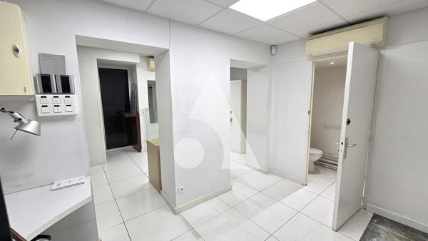 Local commercial 2 pièces 92 m2