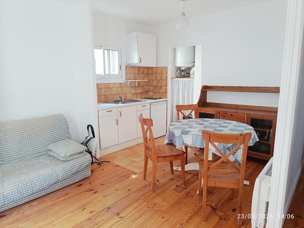 SAINT JEAN DE LUZ a 10minutes du centre ville à pieds T3 exposé Sud ouest