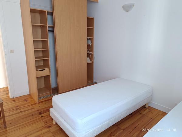 SAINT JEAN DE LUZ a 10minutes du centre ville à pieds T3 exposé Sud ouest