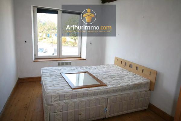 Vente                                                      Maison
                        
                     4 pièces                      100 m2                     à Josselin
