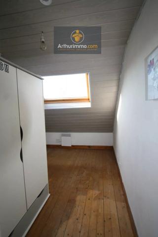 Vente                                                      Maison
                        
                     4 pièces                      100 m2                     à Josselin