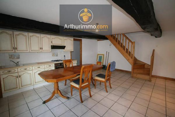 Vente                                                      Maison
                        
                     4 pièces                      100 m2                     à Josselin