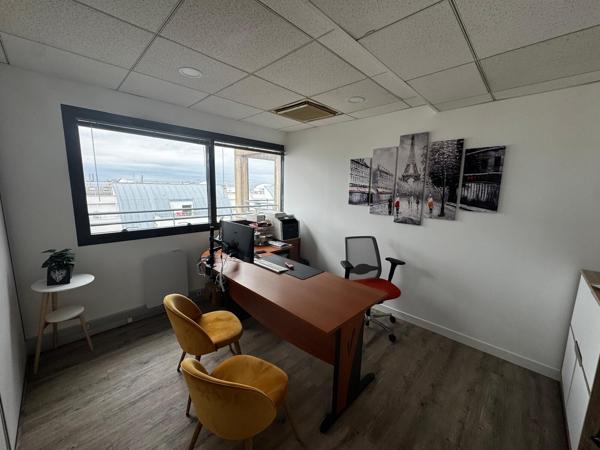 Bureaux à vendre à Cergy lumineux avec ascenseur et vue dégagée