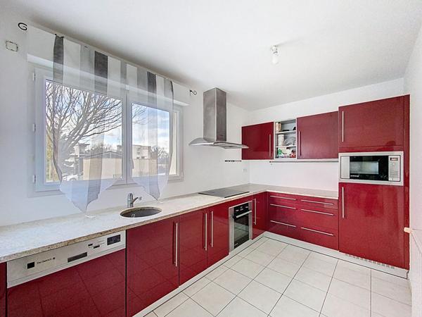 AVRILLÉ Quartier Ardenne Maison récente 4 chambres avec jardin, garage