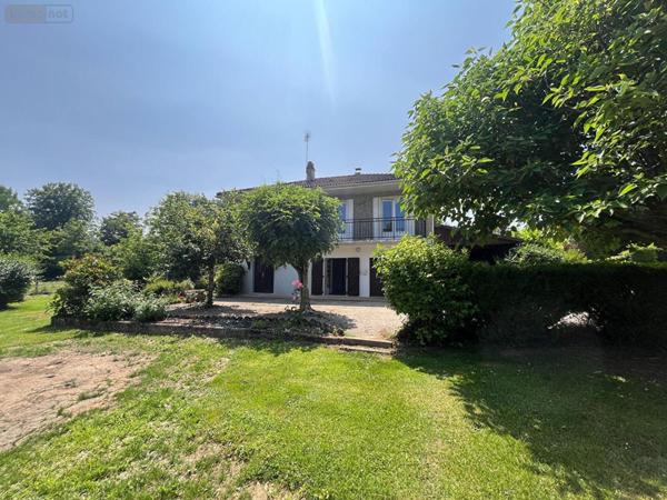 Maison à vendre à Bagnac-sur-Célé dans le Lot (46270), ref : MAIS77