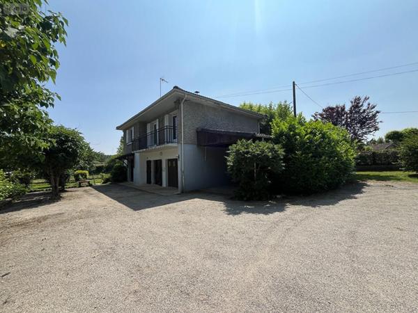 Maison à vendre à Bagnac-sur-Célé dans le Lot (46270), ref : MAIS77