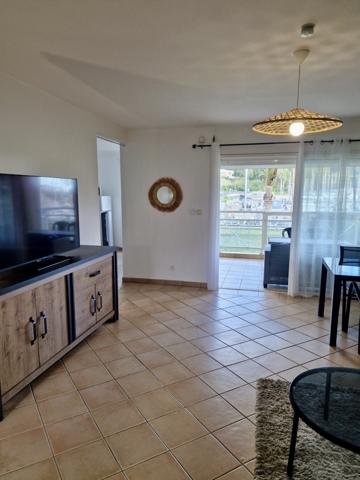 Gourbeyre (97113) Superbe T3 RDC à la marina de Rivière-Sens