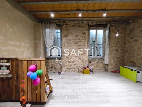 Immeuble de rapport en partie rénové d'une surface habitable de 140 m2 avec beaucoup de potentiel.