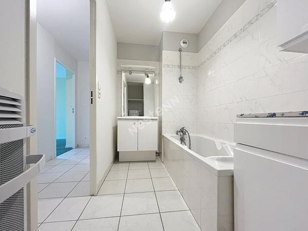 Nantes Sainte-Thérèse : Appartement 3 chambres 105.83 m2 avec ASCENSEUR / PARKING / TERRASSE/ DPE en C