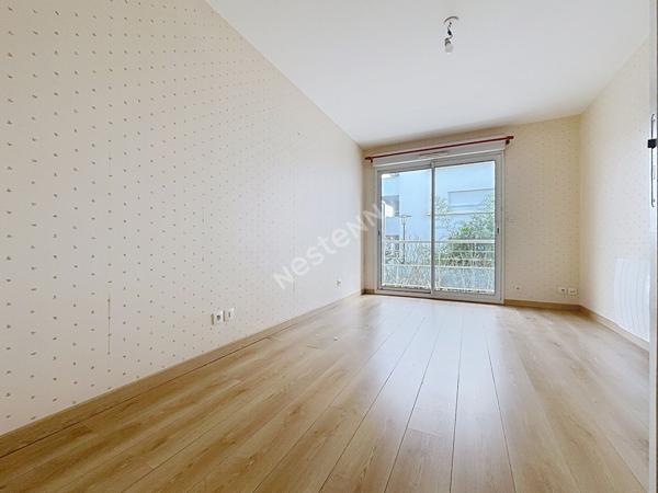 Nantes Sainte-Thérèse : Appartement 3 chambres 105.83 m2 avec ASCENSEUR / PARKING / TERRASSE/ DPE en C