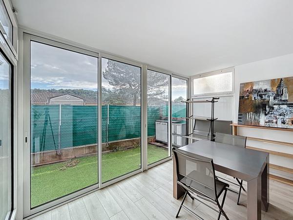 Mougins le Haut - 3 pièces - Rez de jardin - Garage - Cave