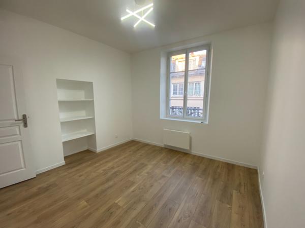 Appartement Melun 2 pièce(s) 55 m2