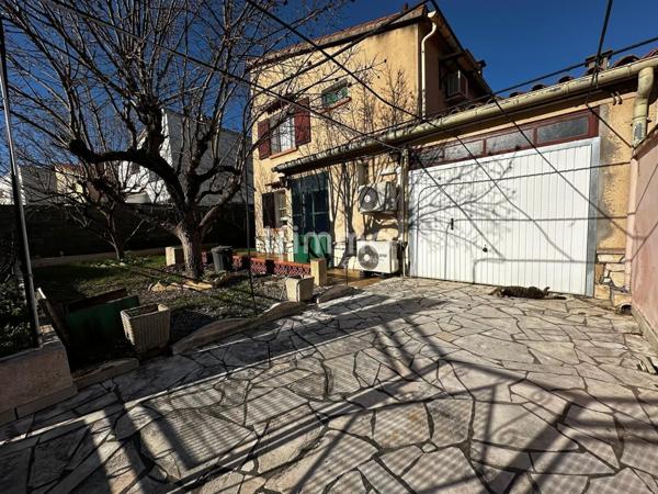 maison avec jardin et garage