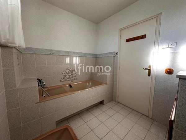 maison avec jardin et garage