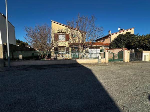 maison avec jardin et garage