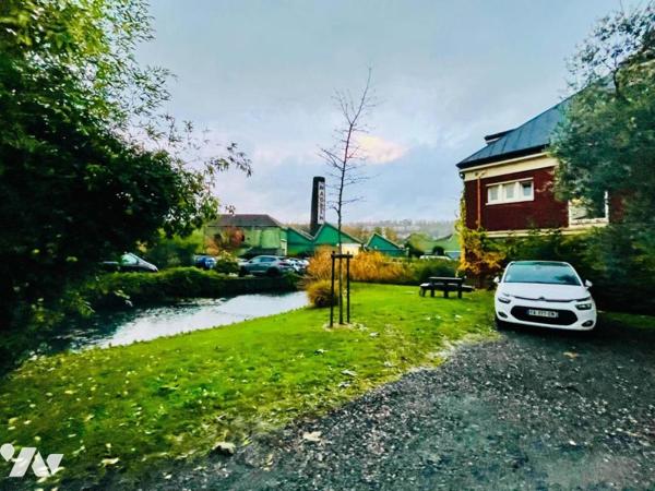 ENSEMBLE IMMOBILIER DE 1.200m² - PROXIMITE IMMEDIATE ROUEN