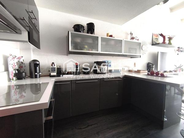 T3 en duplex en très bon état, au calme