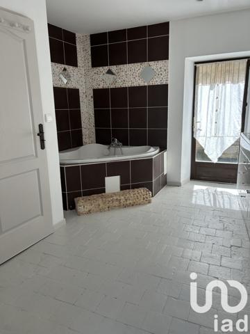 Maison 5 pièces de 150 m² à Châteauneuf-sur-Cher (18190)