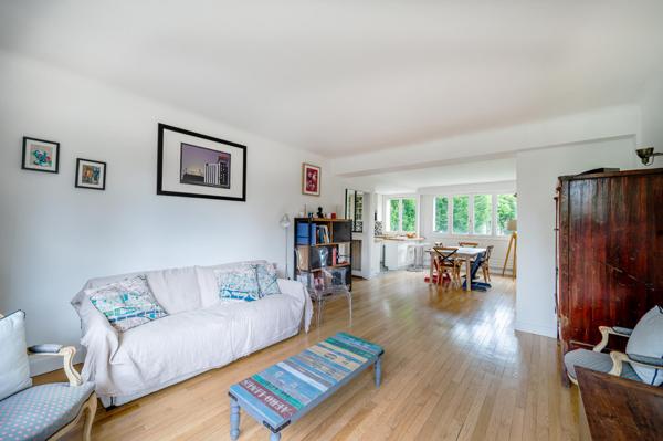 Appartement 4 pièces 89 m² avec balcon et box à Sèvres