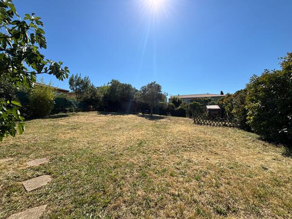 Maison plain pied à PALAJA avec grand jardin