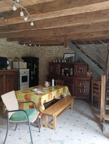 CORPS DE FERME A RESTAURER SUR 9000 M2 DE TERRAIN