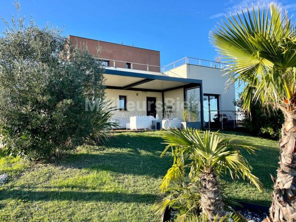 Exclusivité : Maison d'architecte avec prestations haut de gamme