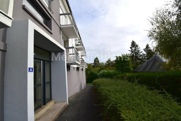 Appartement 2 chambres avec balcon, cave et garage
