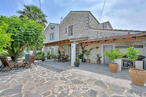 Maison de caractère en pierres avec piscine et jardin