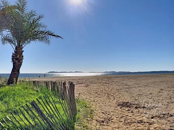 HYÈRES - L'AYGUADE ! STUDIO DE 24M2 à 200 m des plages