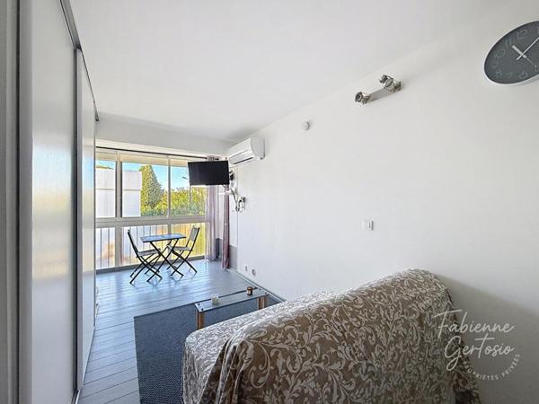 HYÈRES - L'AYGUADE ! STUDIO DE 24M2 à 200 m des plages