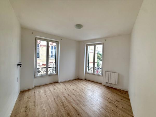 Le Raincy (93340) CENTRE-VILLE à 2min RER E, Appartement 3 pièces avec cave