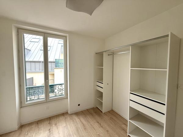 Le Raincy (93340) CENTRE-VILLE à 2min RER E, Appartement 3 pièces avec cave