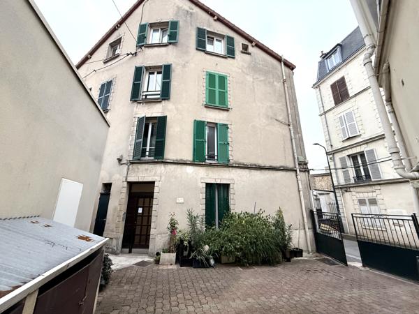 Le Raincy (93340) CENTRE-VILLE à 2min RER E, Appartement 3 pièces avec cave