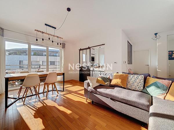 ISSY LES MOULINEAUX - FORT D'ISSY - Vente Appartement 3 pièces en étage avec balcon