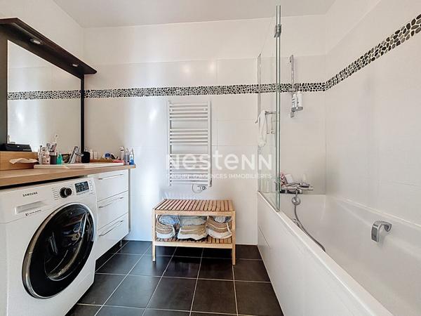 ISSY LES MOULINEAUX - FORT D'ISSY - Vente Appartement 3 pièces en étage avec balcon