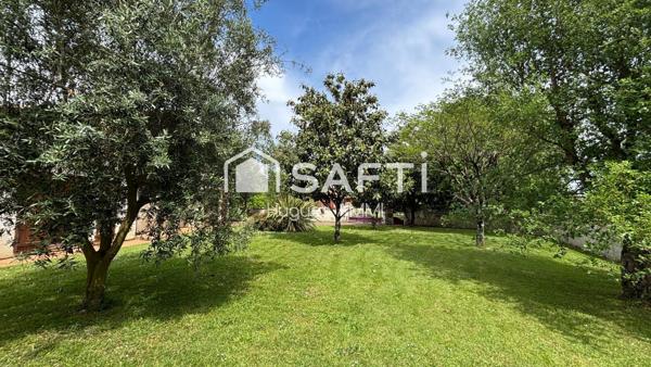 Maison non mitoyenne avec 4 chambres