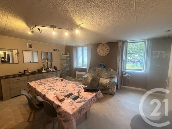 Immeuble à vendre  168,22 m 2   ANNONAY  - 07