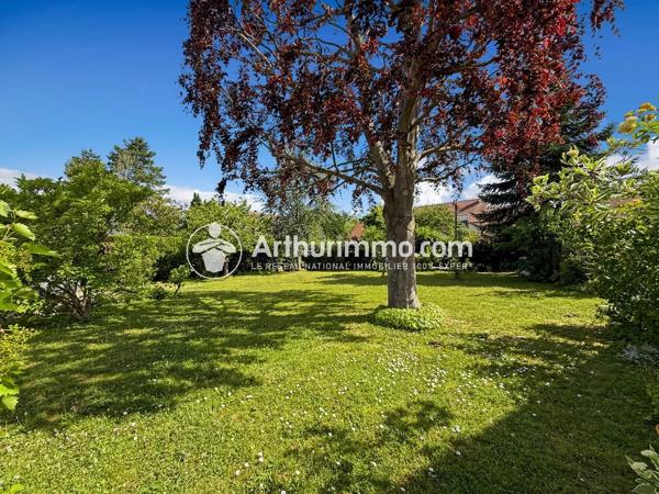 Vente                                                      Maison
                        
                     7 pièces                      160 m2                     à Soisy-sur-Seine