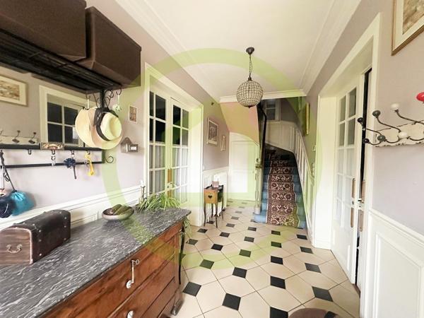Maison bourgeoise à CHATEAU THIERRY (02400)