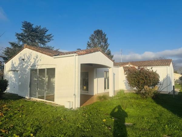 Maison traditionnelle Cozes 85 m²
