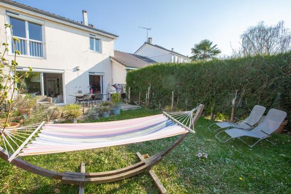 SUPERBE MAISON FAMILIALE