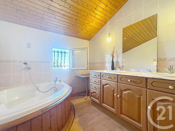 Maison à vendre  5 pièces - 133 m 2   MURET  - 31