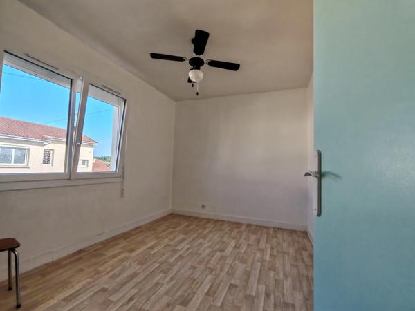 Maison 79 m² avec garage et piscine ST MERDARD DE GUIZIERES