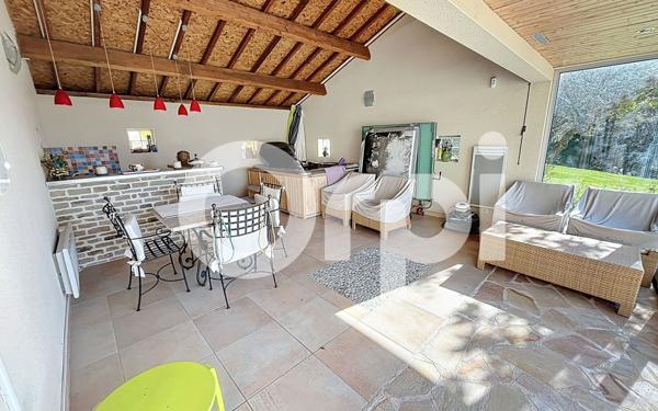 Maison à vendre    5 pièces •  Cosnac