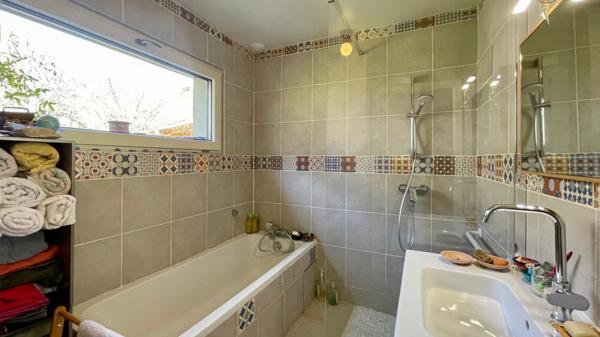 Maison à vendre 5 pièces THOIRY (01) EXCLUSIVITÉ-MAISON OSSATURE BOIS-STUDIO-VUE JURA